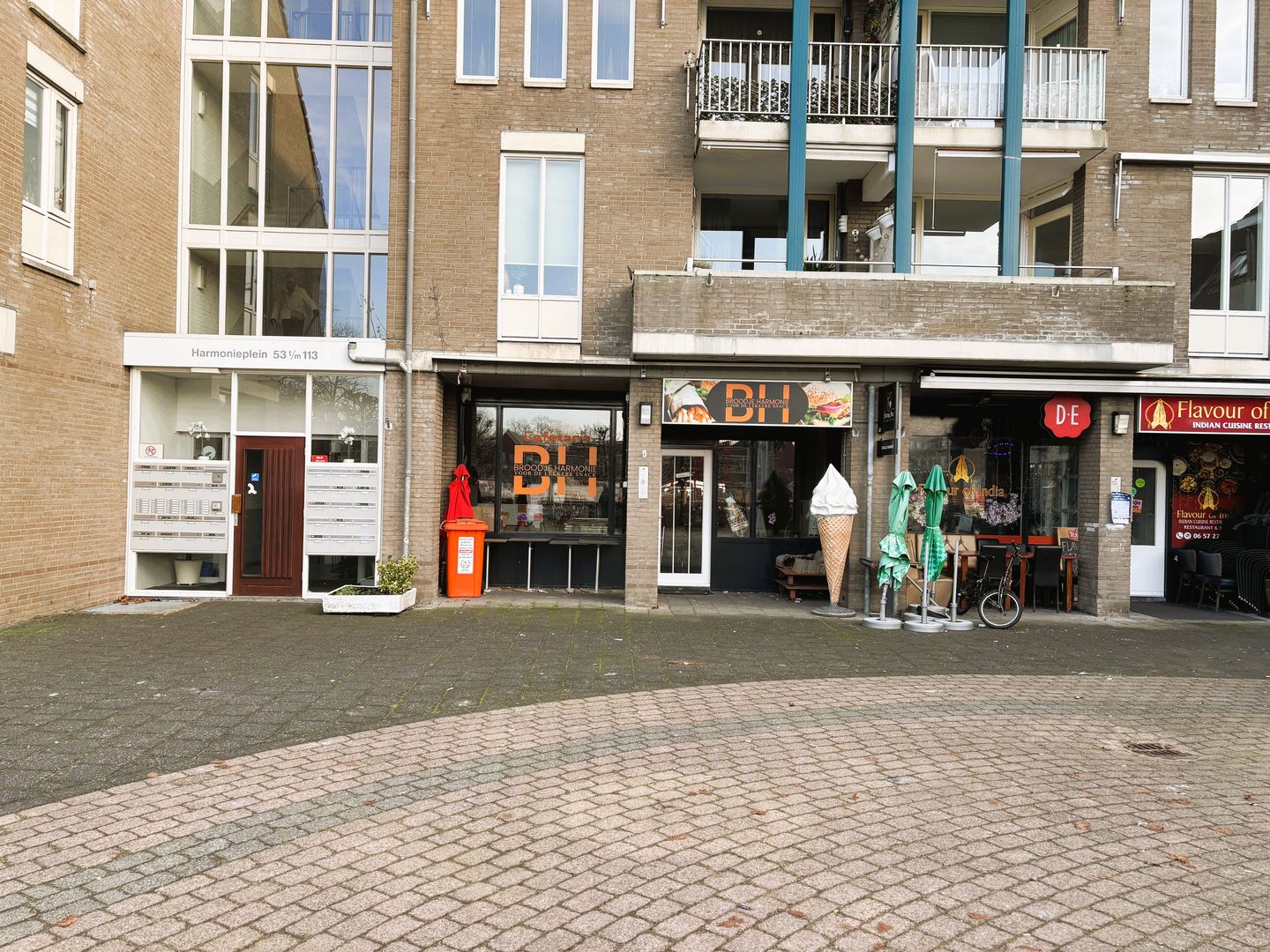 Bekijk foto 4 van Harmonieplein 39