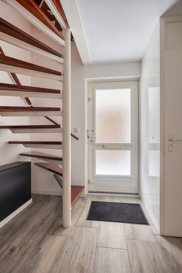 Photo 10 of Waterlelie 7