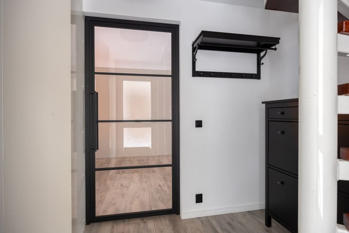 Photo 12 of Waterlelie 7