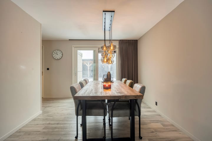 Photo 17 of Waterlelie 7