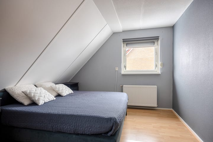 Photo 24 of Waterlelie 7