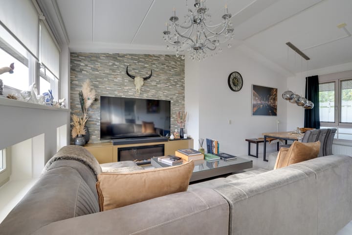 Foto 14 van Aalbersestraat 242-A