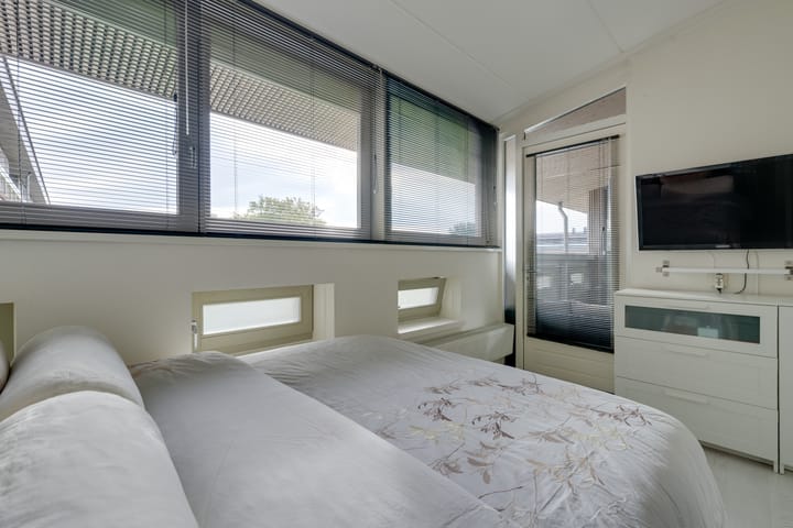 Foto 34 van Aalbersestraat 242-A