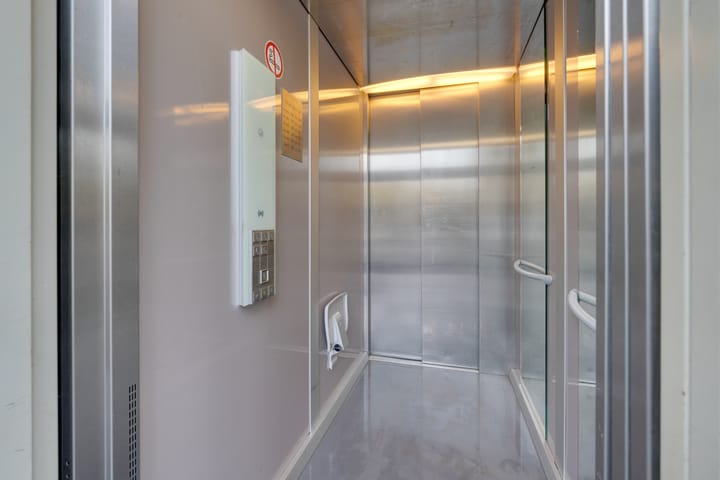 Foto 46 van Aalbersestraat 242-A