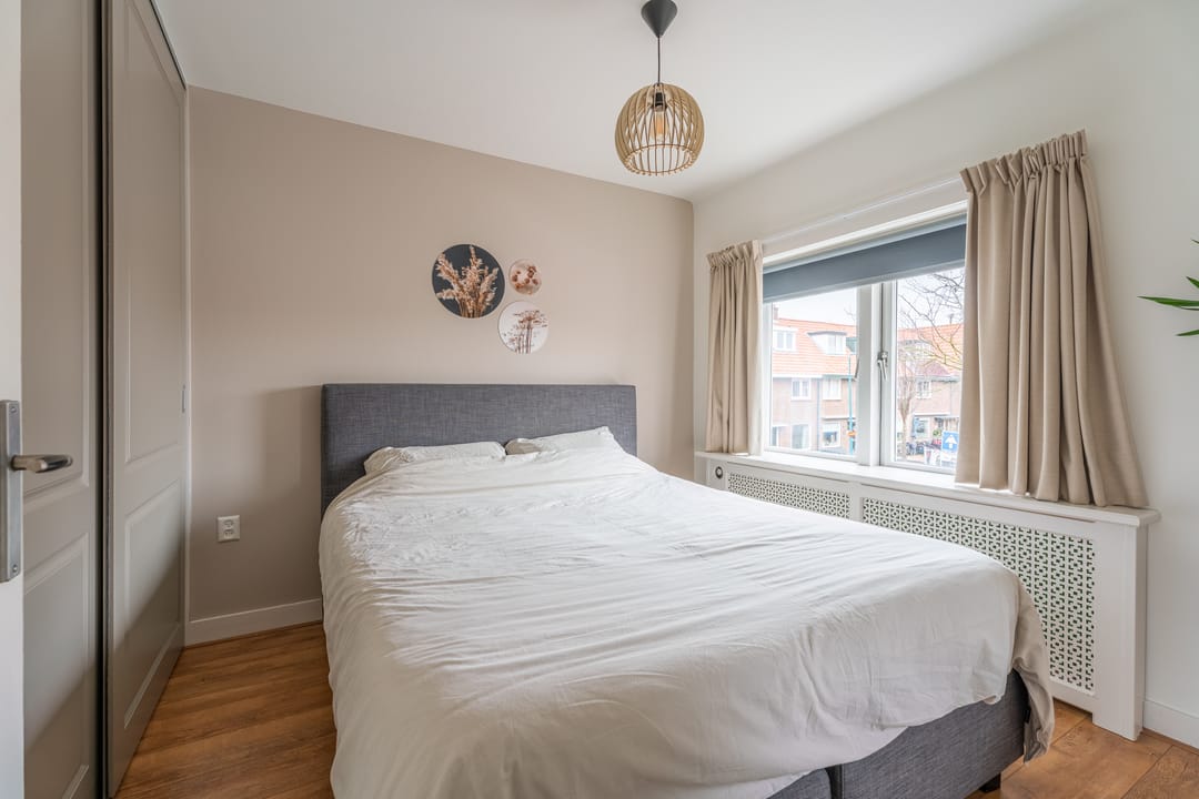 Photo 17 of Borneostraat 15