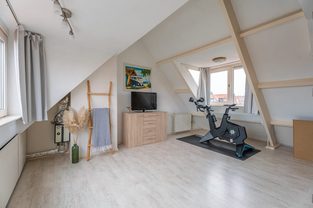 Photo 23 of Borneostraat 15