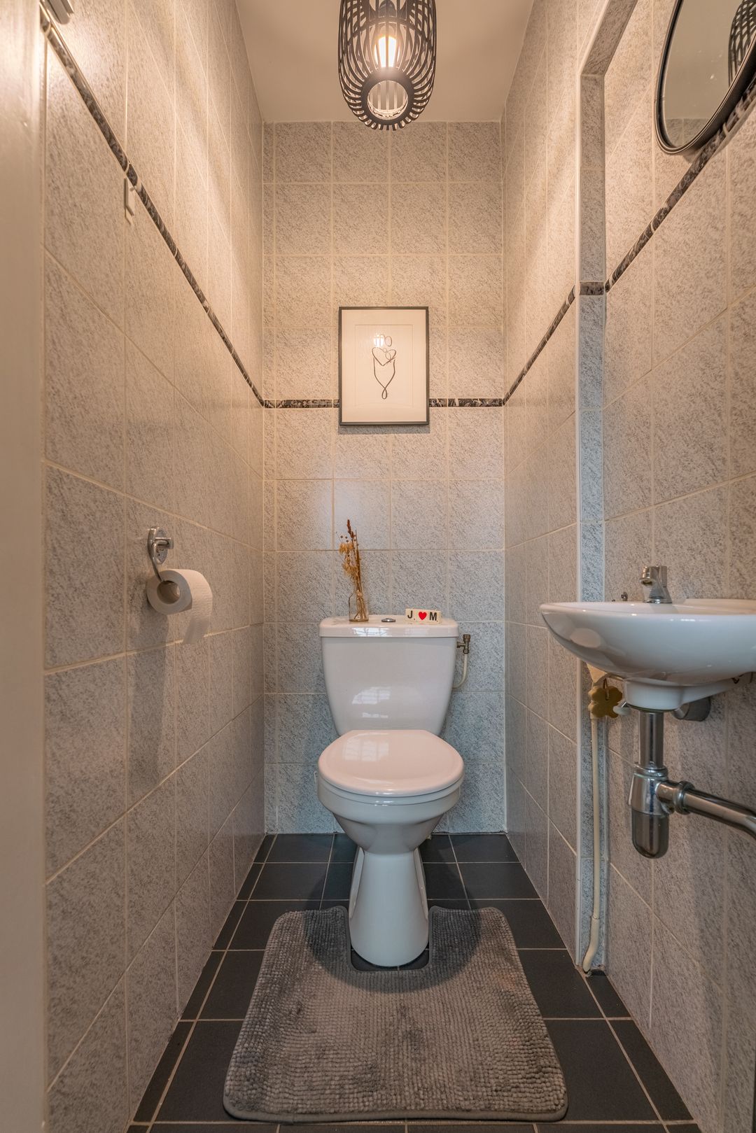 Photo 13 of Borneostraat 15