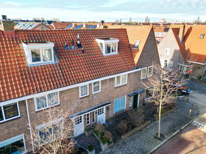 Foto 30 van Borneostraat 15