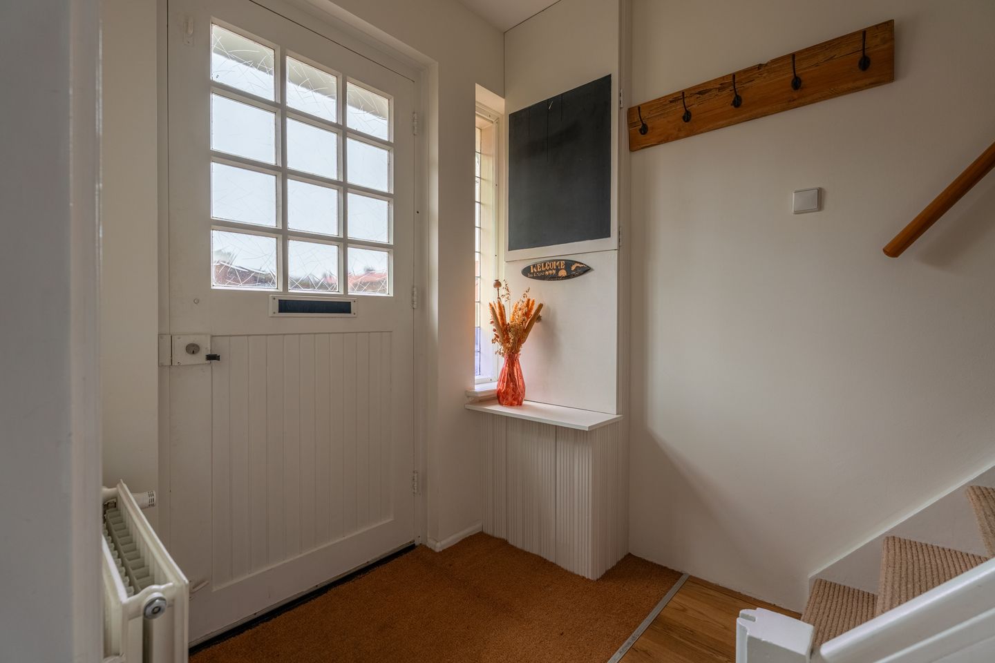 Photo 14 of Borneostraat 15