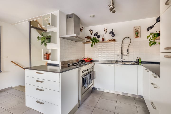 Foto 3 van Julianastraat 8-A