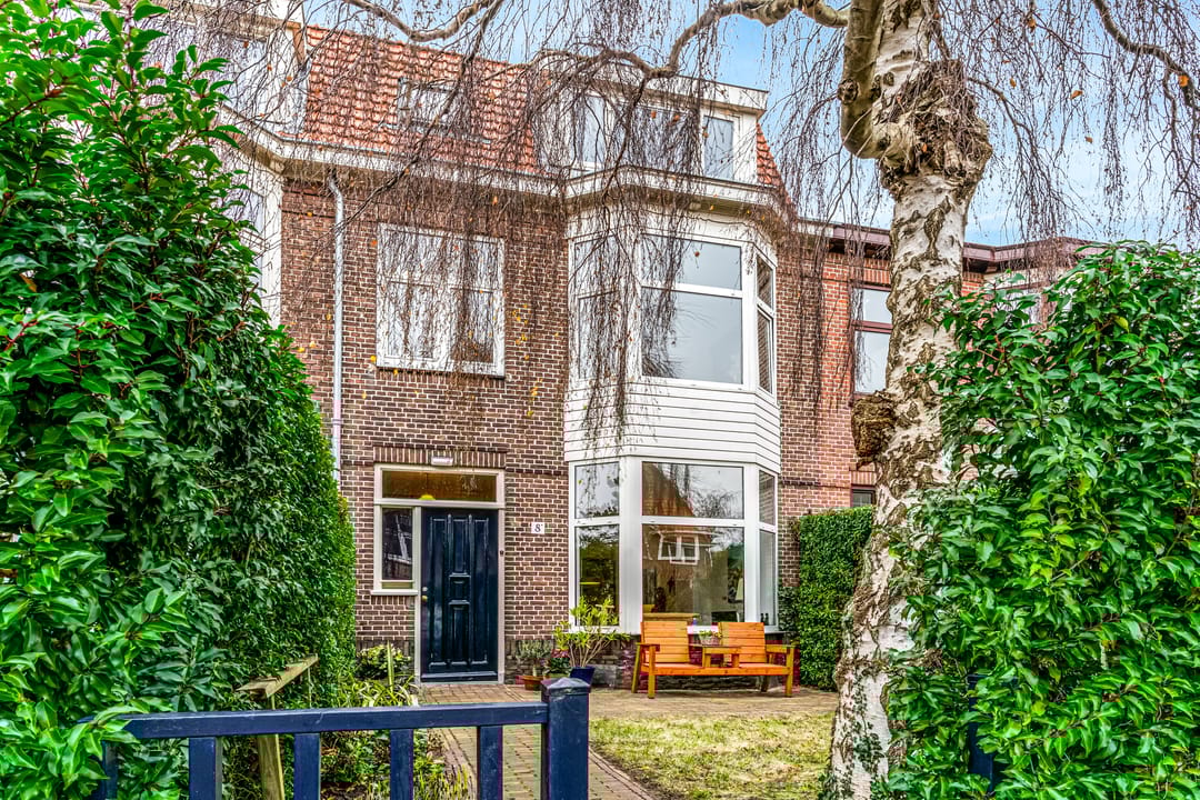 Foto 1 van Emmalaan 8