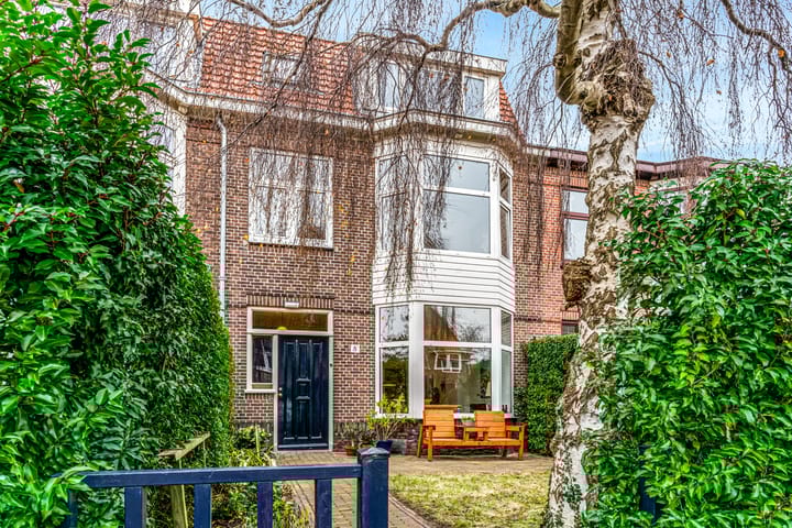 Foto 1 van Emmalaan 8