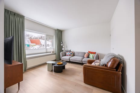 Gitaar 74 tertiary image