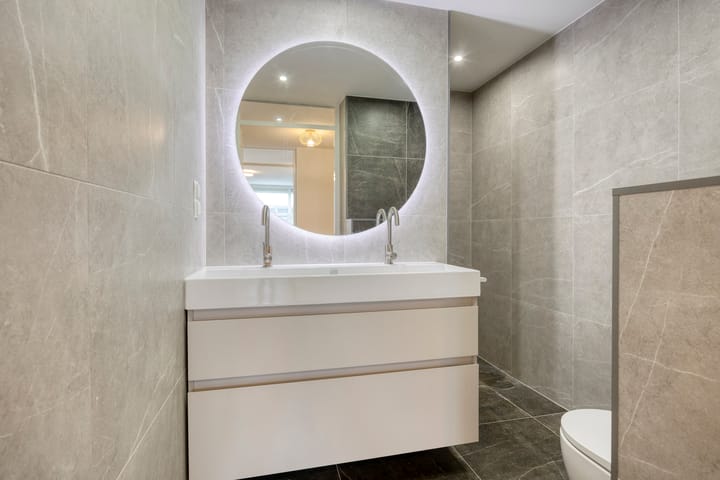 Photo 4 of Vlissingenplein 131