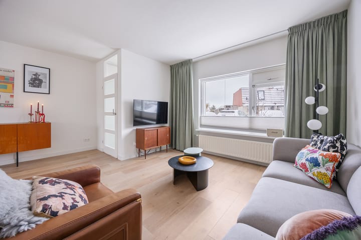 Foto 9 van Gitaar 74