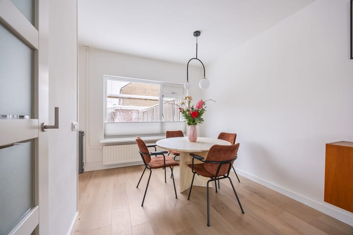 Foto 13 van Gitaar 74