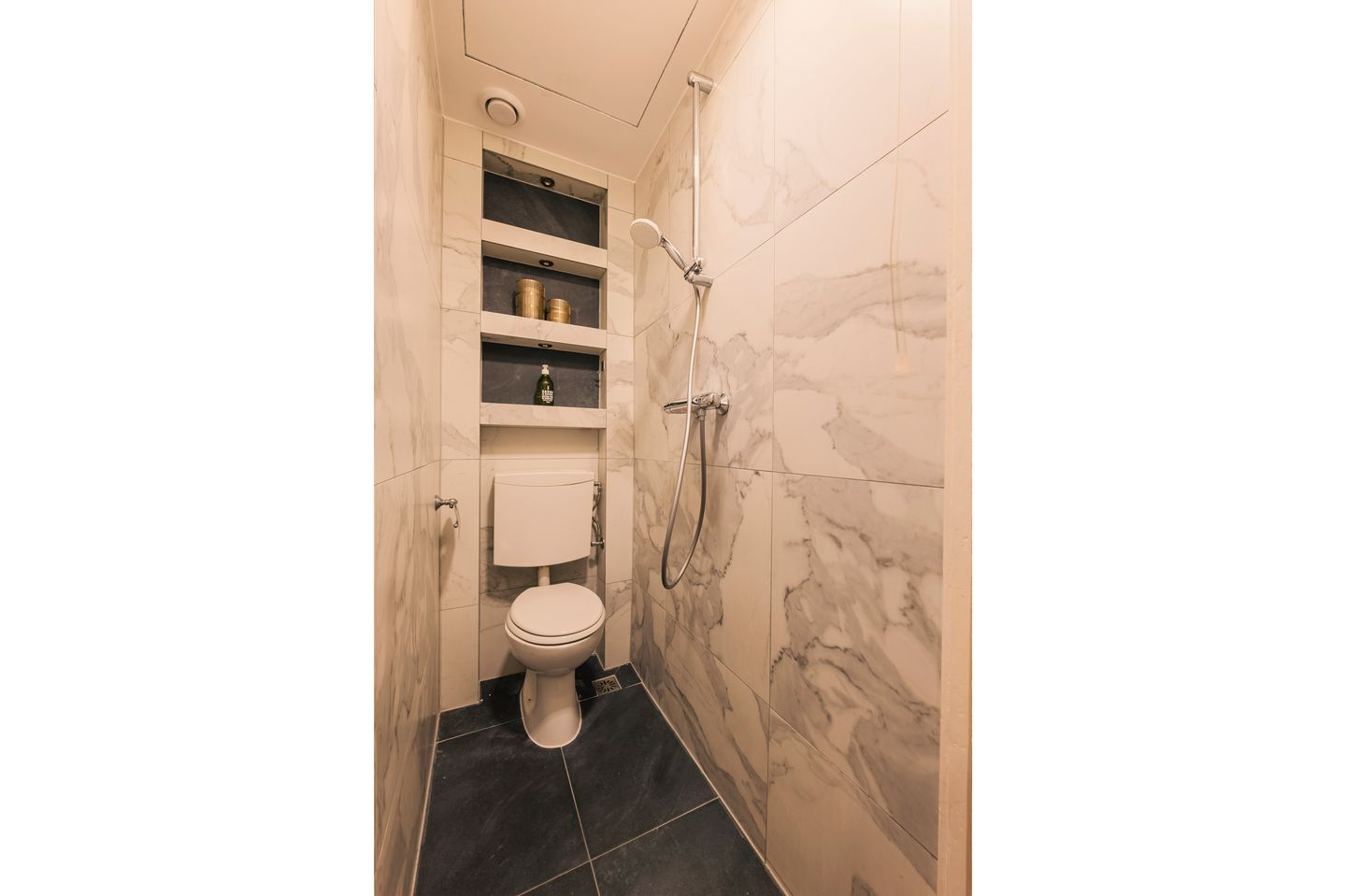 Foto 19 van Rijnsburgstraat 48-1