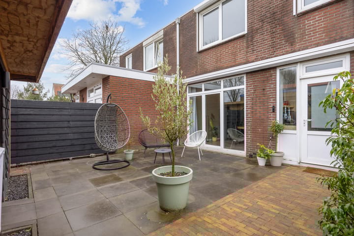 Foto 4 van Schorpioen 57