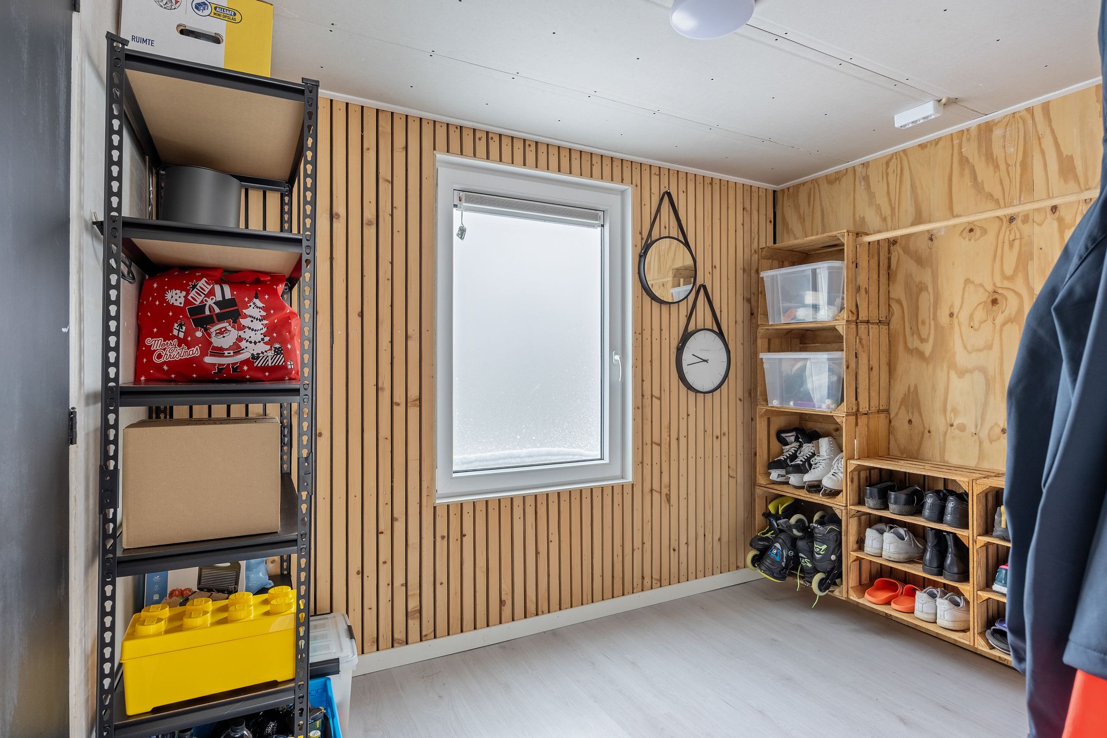 Foto 9 van Schorpioen 57