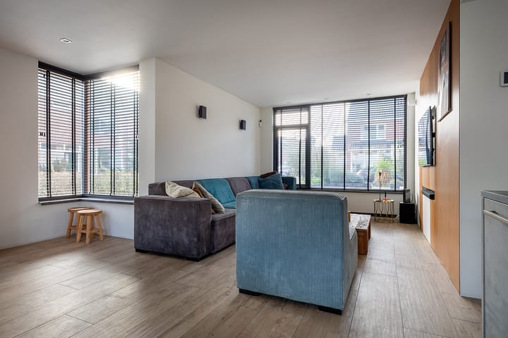 Foto 7 van Walraven van Hallstraat 5