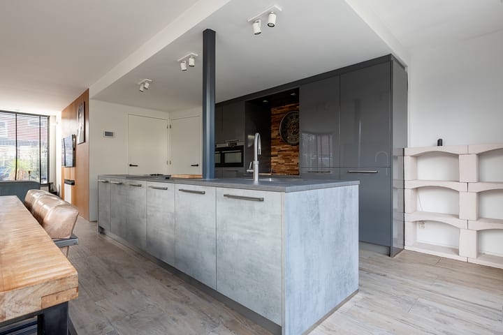 Foto 17 van Walraven van Hallstraat 5