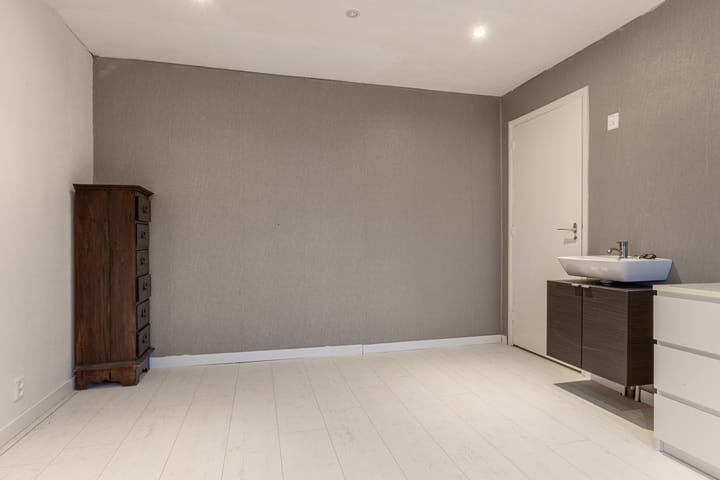 Foto 32 van Walraven van Hallstraat 5