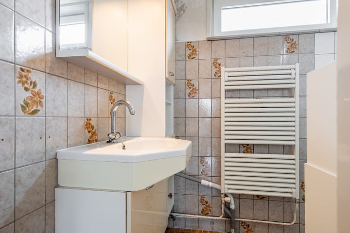 Foto 40 van Walraven van Hallstraat 5