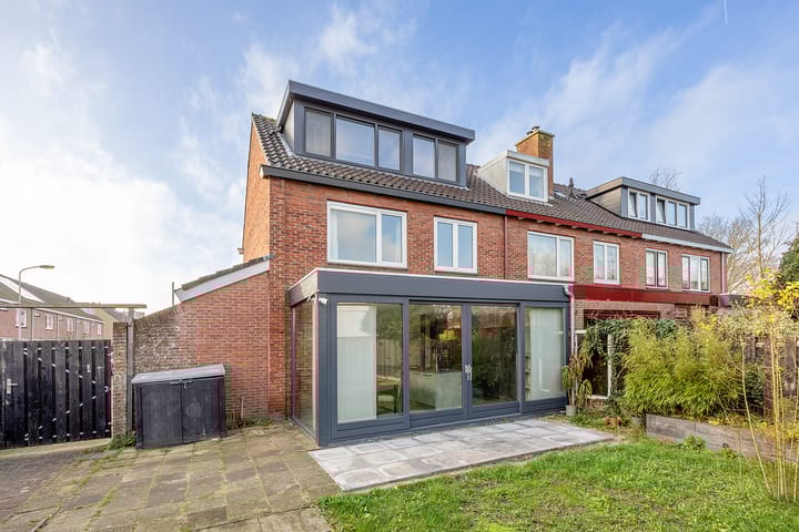 Foto 47 van Walraven van Hallstraat 5