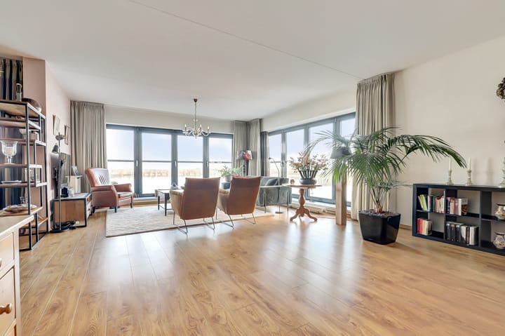 Foto 16 van Veldoven 25