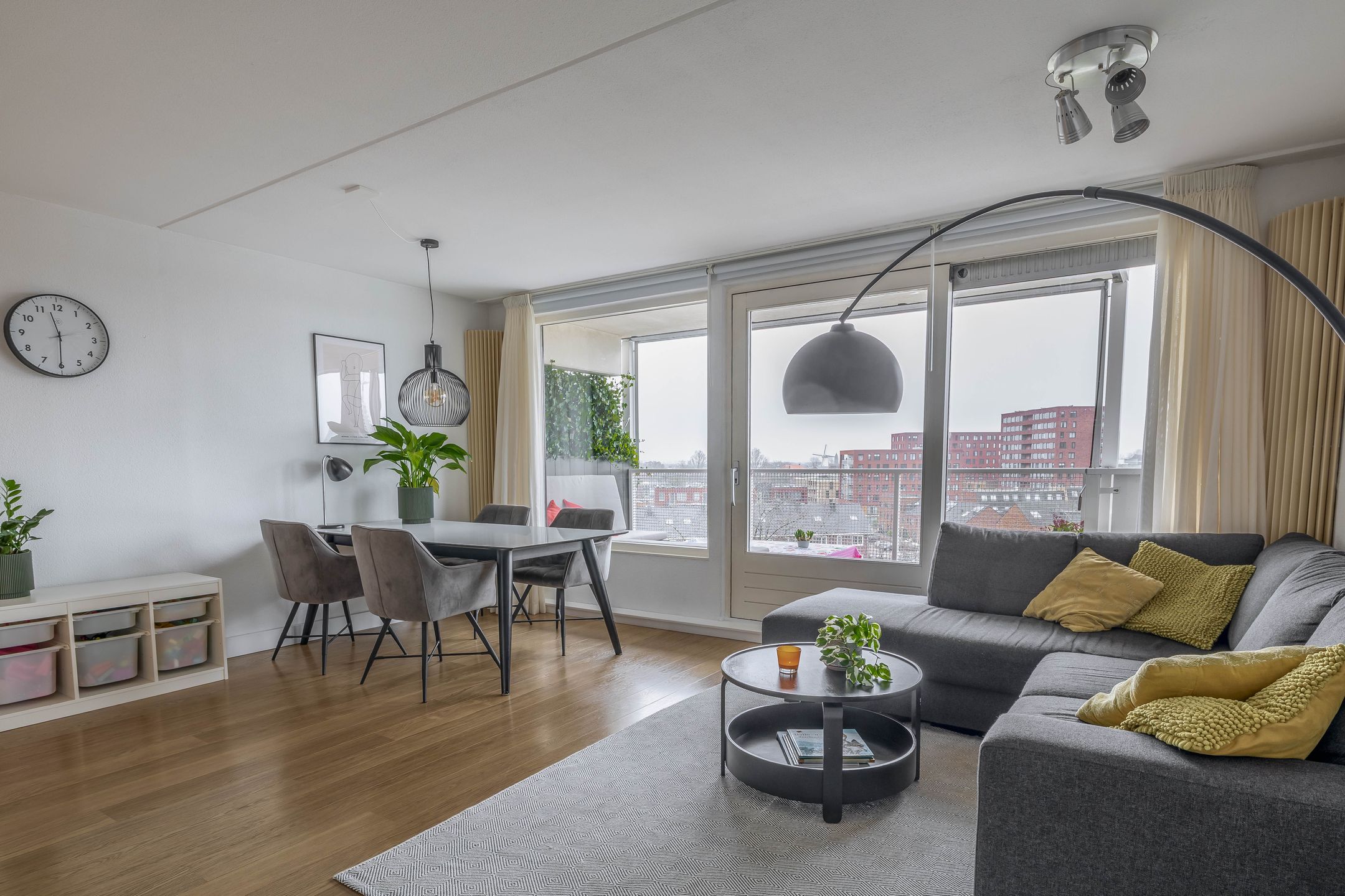 Buying a house in The Netherlands., Du Meelaan 476