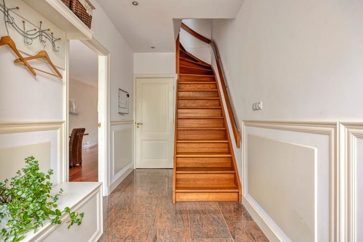 Foto 10 van Musschenbroekstraat 5