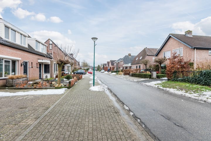 Foto 42 van Veldweg 28