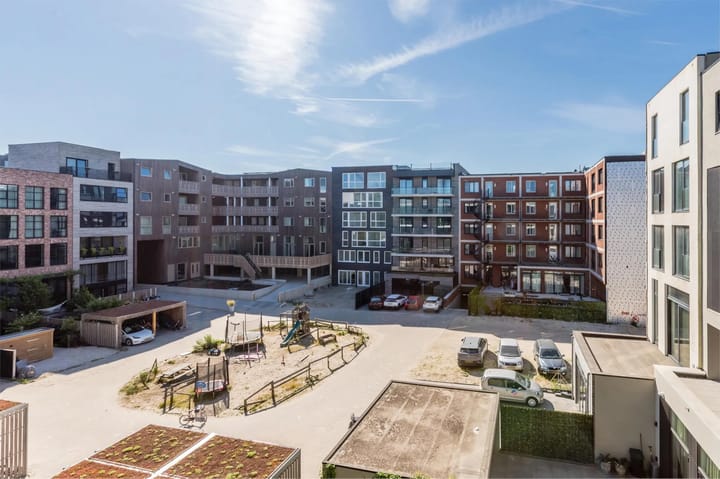 Foto 35 van Huiswoudstraat 30