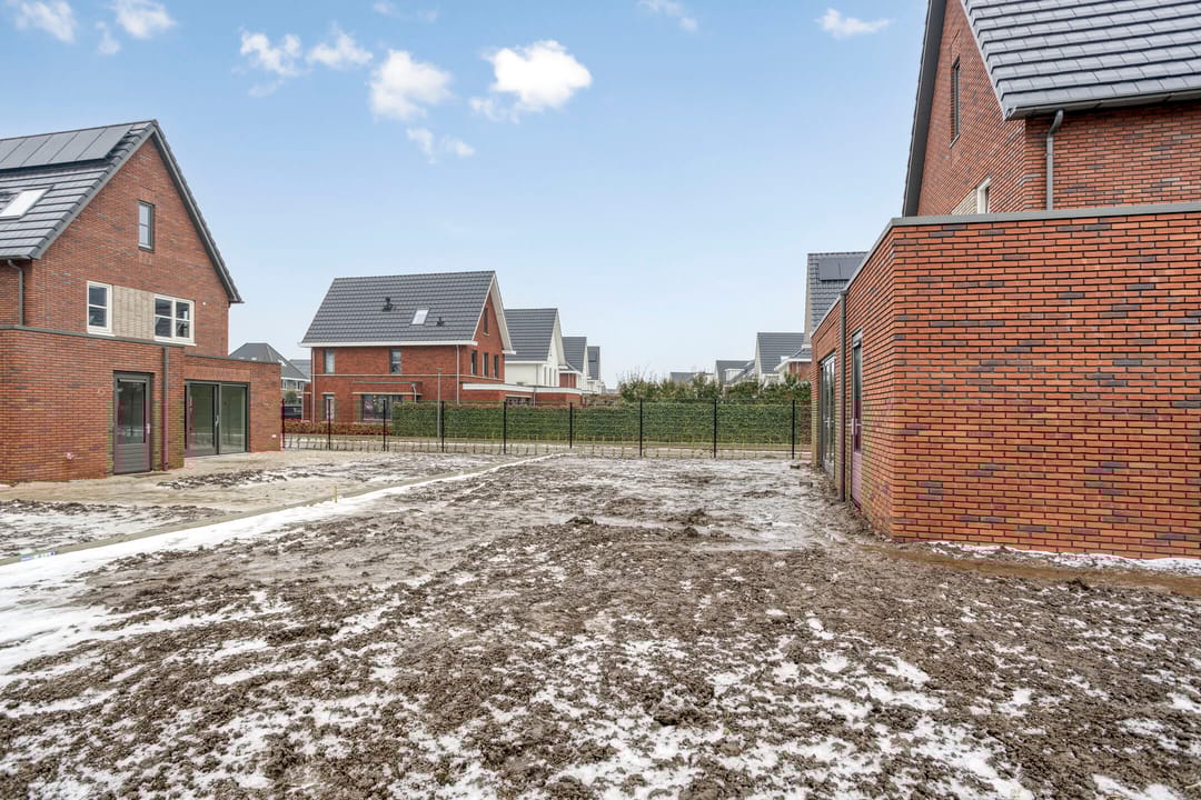 Photo 38 of Vossenbes 30