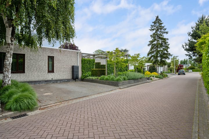 Foto 36 van van Wassenhovenstraat 34