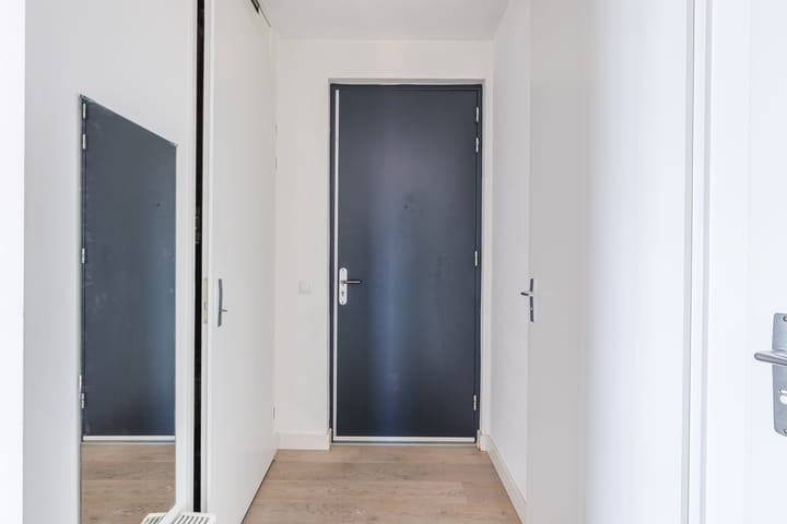 Foto 9 van Conradwerf 178