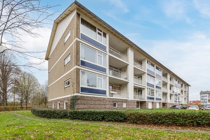 Photo 3 of Paul Scholtenweg 28