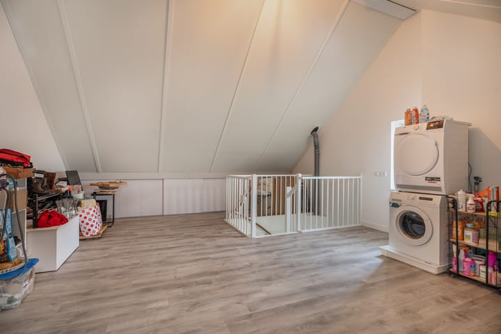 Foto 24 van Oeverwal 3