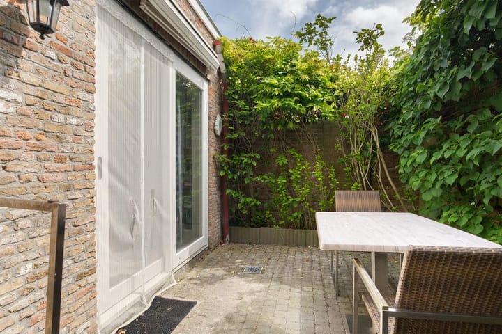 Foto 33 van Middenstraat 11