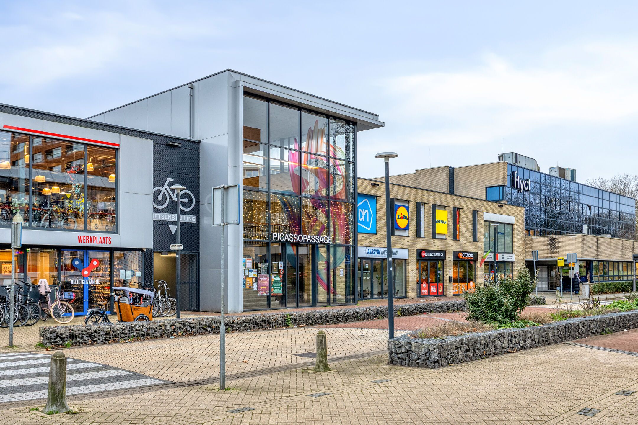 Photo 33 of Zadkinerade 78