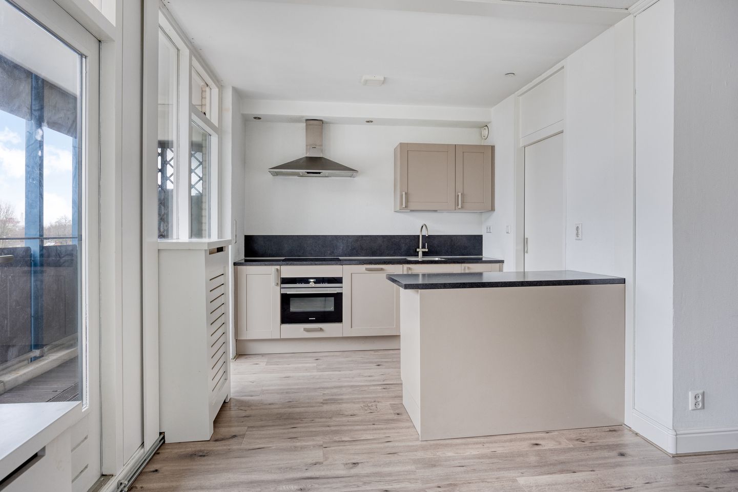 Photo 4 of Zadkinerade 78