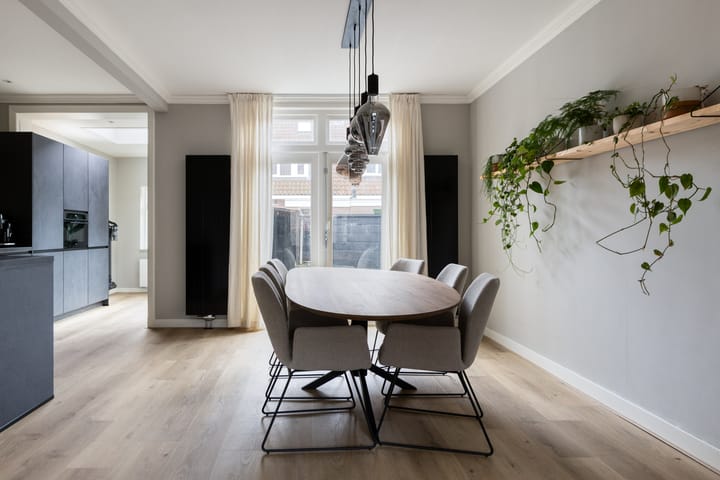 Foto 15 van Ambonstraat 85