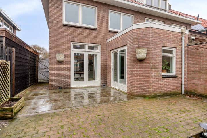 Foto 39 van Ambonstraat 85