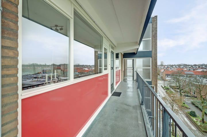 Foto 28 van van Beresteynstraat 111