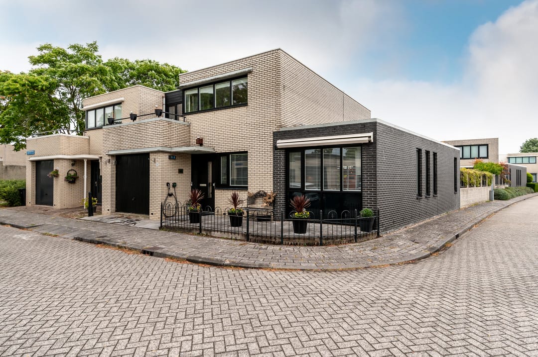 Photo 1 of Csardasstraat 11