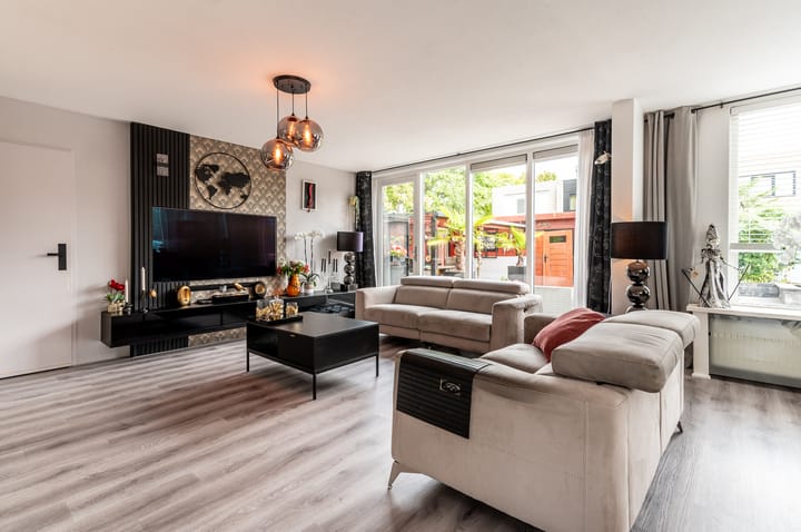 Photo 9 of Csardasstraat 11