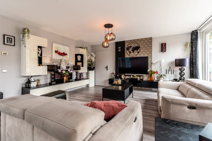 Photo 10 of Csardasstraat 11