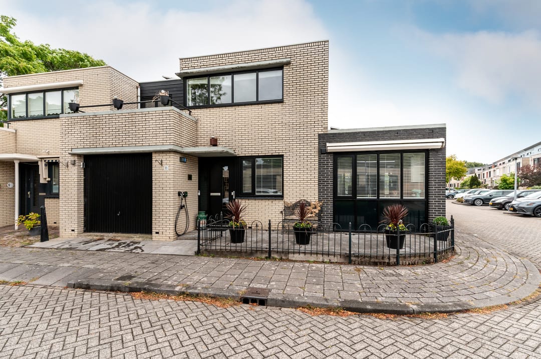 Photo 43 of Csardasstraat 11