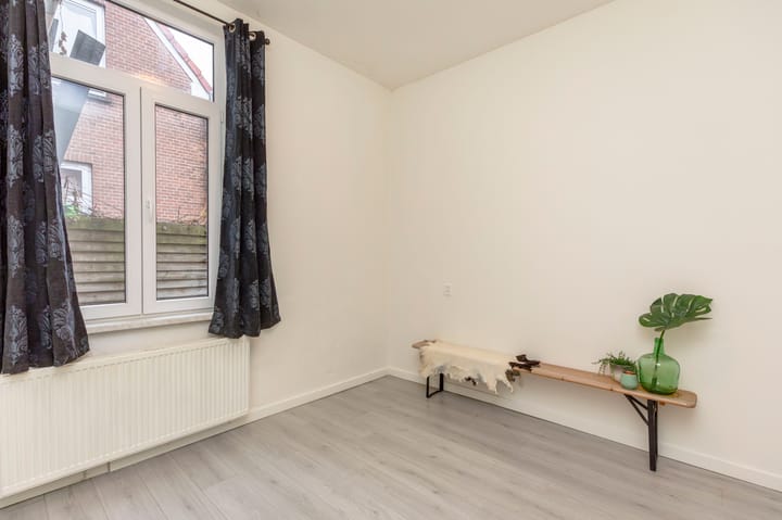 Foto 15 van Sumatrastraat 9