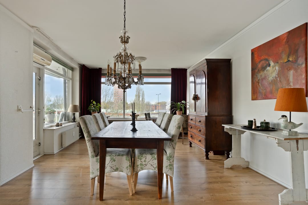 Photo 8 of Plantijnstraat 38